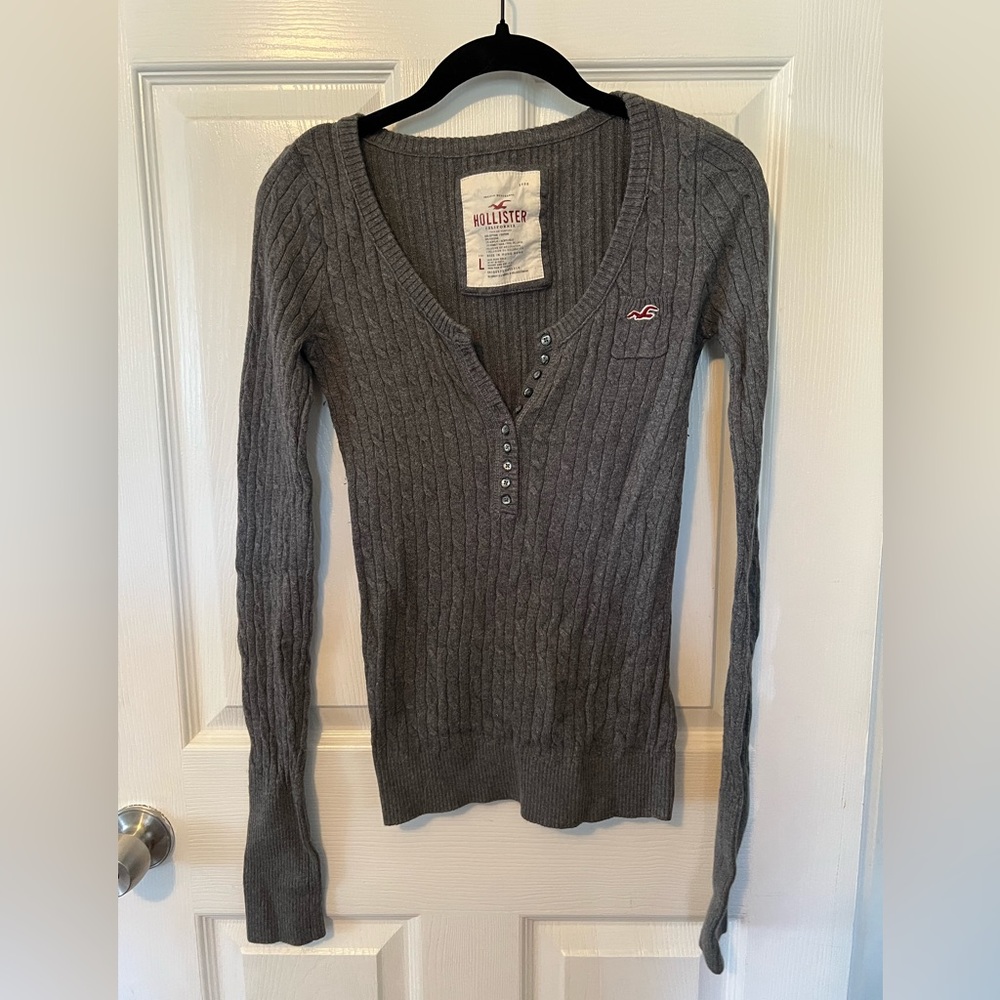 Hollister size large grey sweater